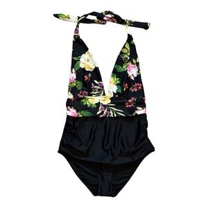 Cupshe Floral Halter Plunge Neck One Piece Swim Suit Size 1X